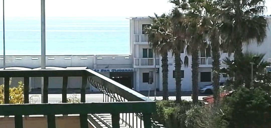 Gallipoli, Lido San Giovanni, 5 Posti Letto Exterior foto
